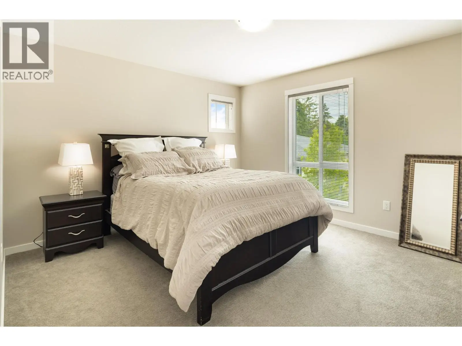 680 Old Meadows Road Unit# 81. Kelowna, British Columbia