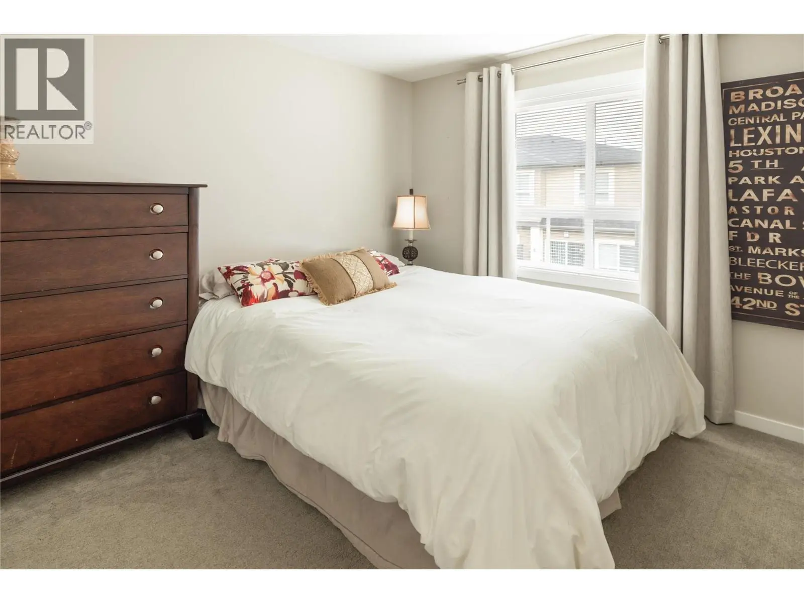 680 Old Meadows Road Unit# 81. Kelowna, British Columbia