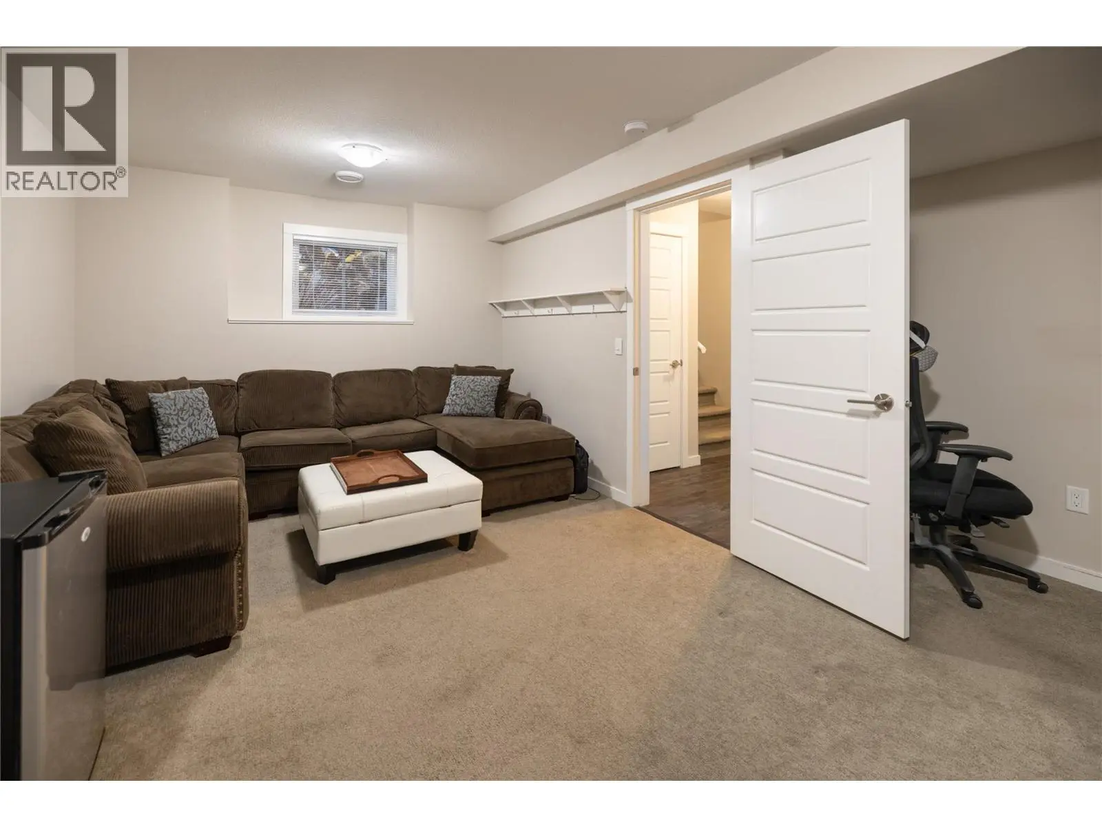 680 Old Meadows Road Unit# 81. Kelowna, British Columbia