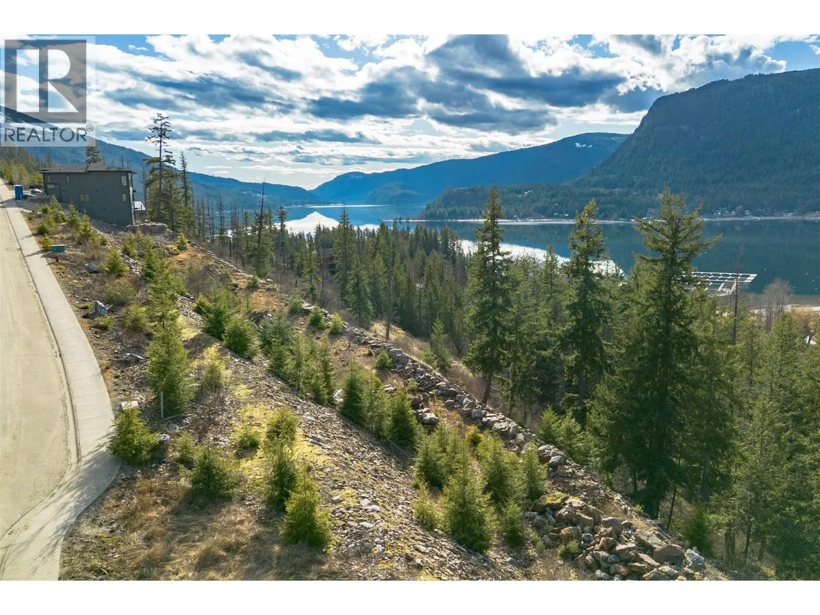 279 Bayview Drive. Sicamous, British Columbia