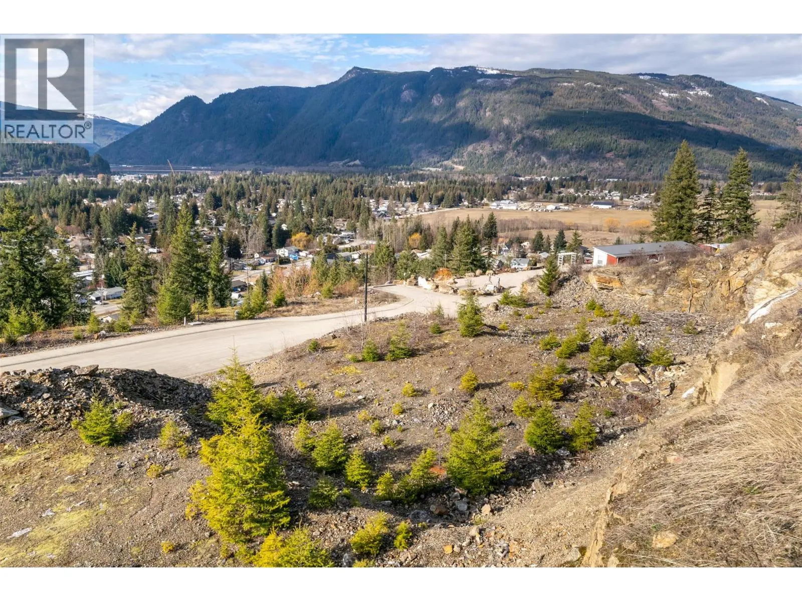 279 Bayview Drive. Sicamous, British Columbia