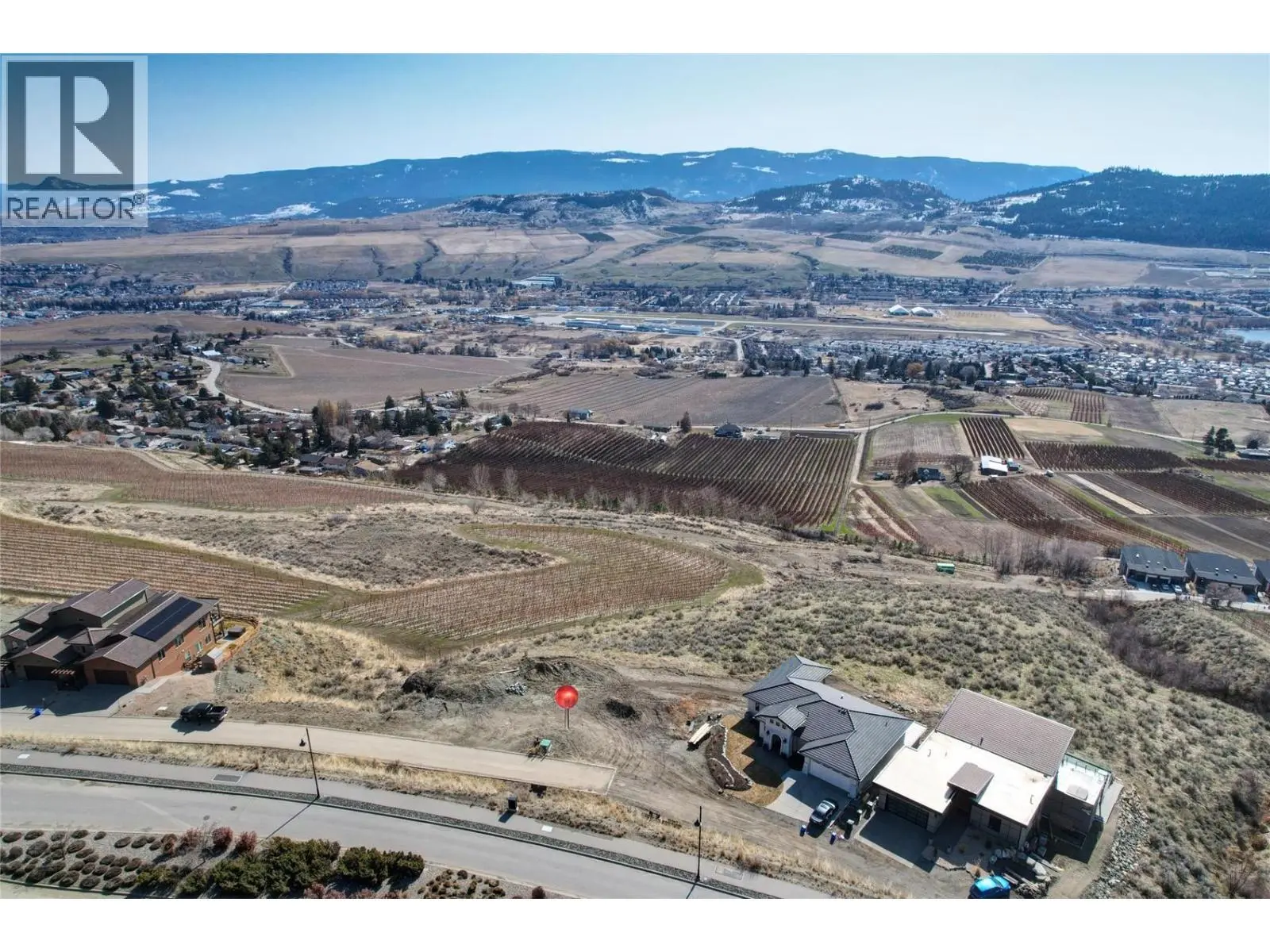 595 Vineyard Way N Unit# 34. Vernon, British Columbia