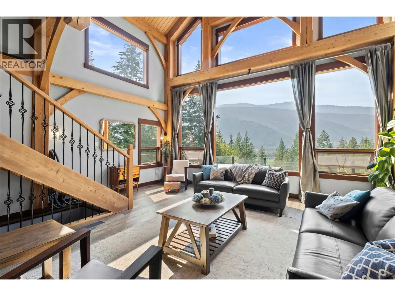 1403 Notch Hill Road. Sorrento, British Columbia