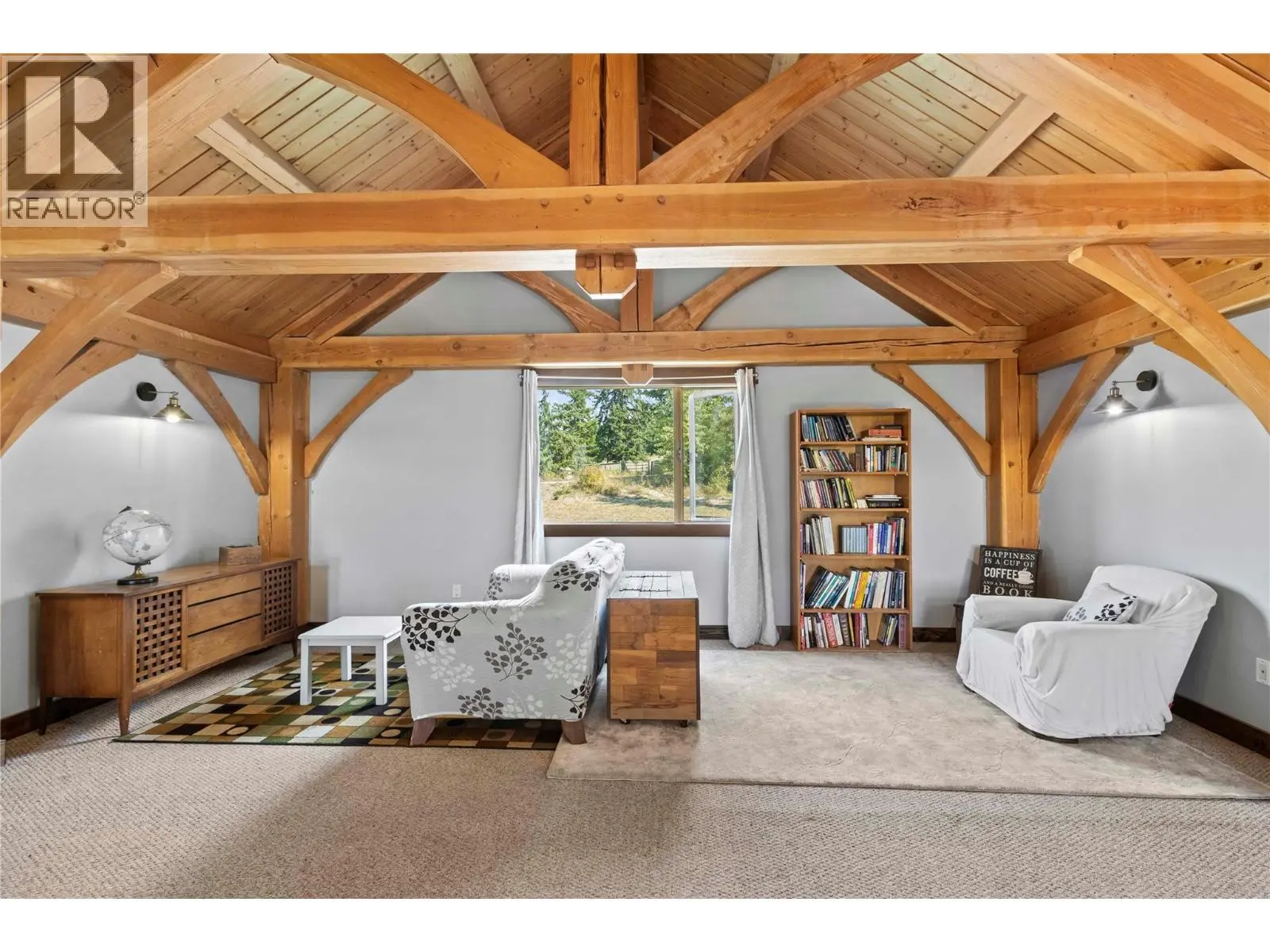 1403 Notch Hill Road. Sorrento, British Columbia
