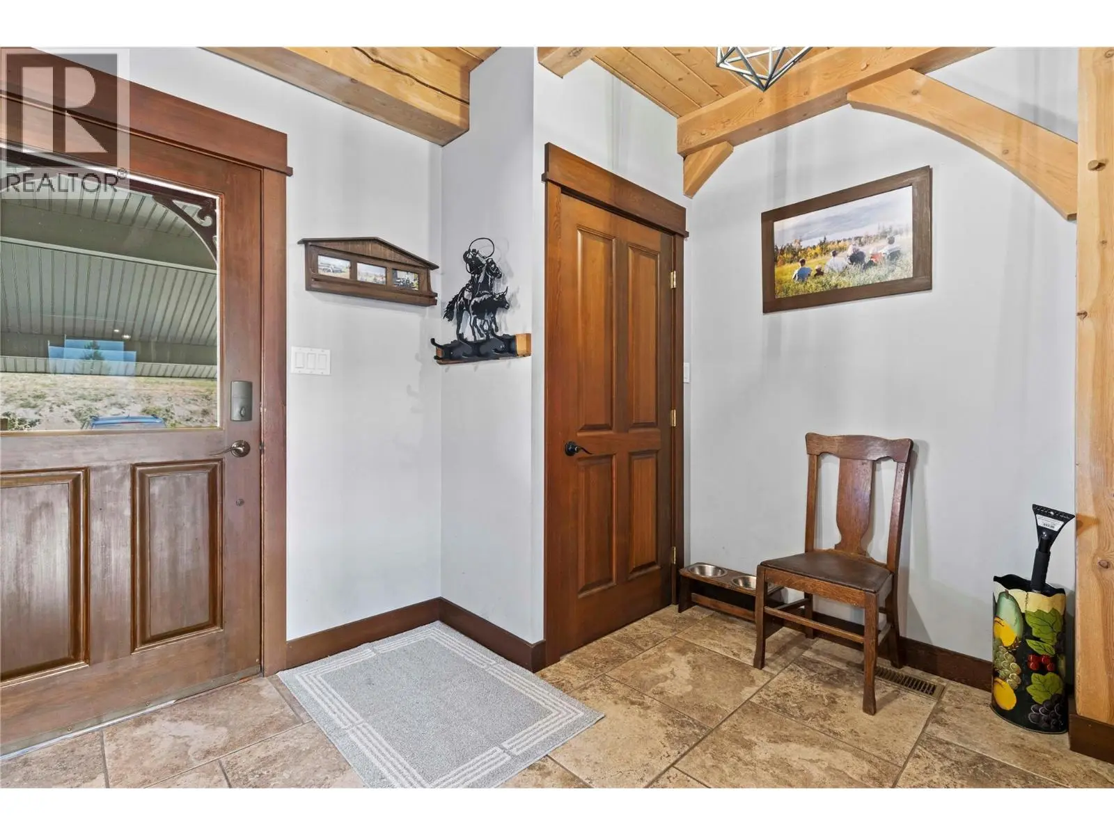 1403 Notch Hill Road. Sorrento, British Columbia