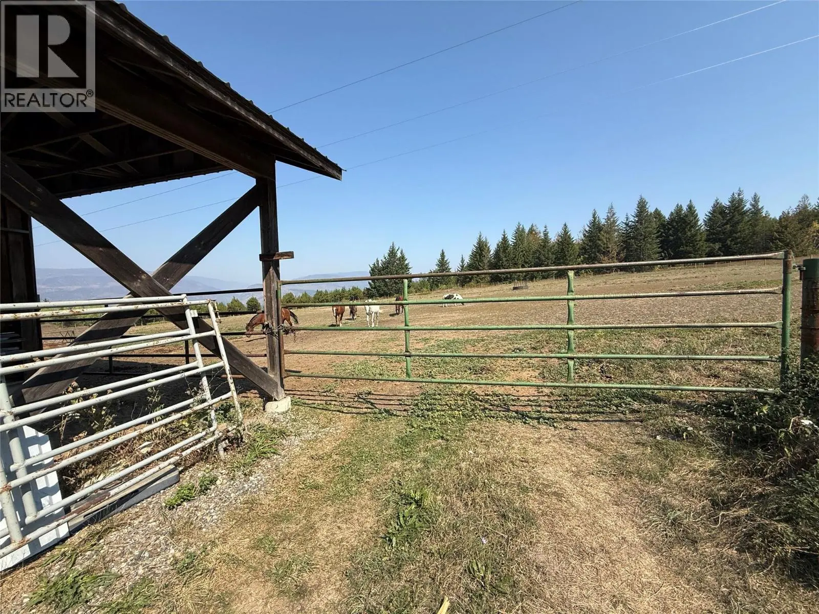 1403 Notch Hill Road. Sorrento, British Columbia