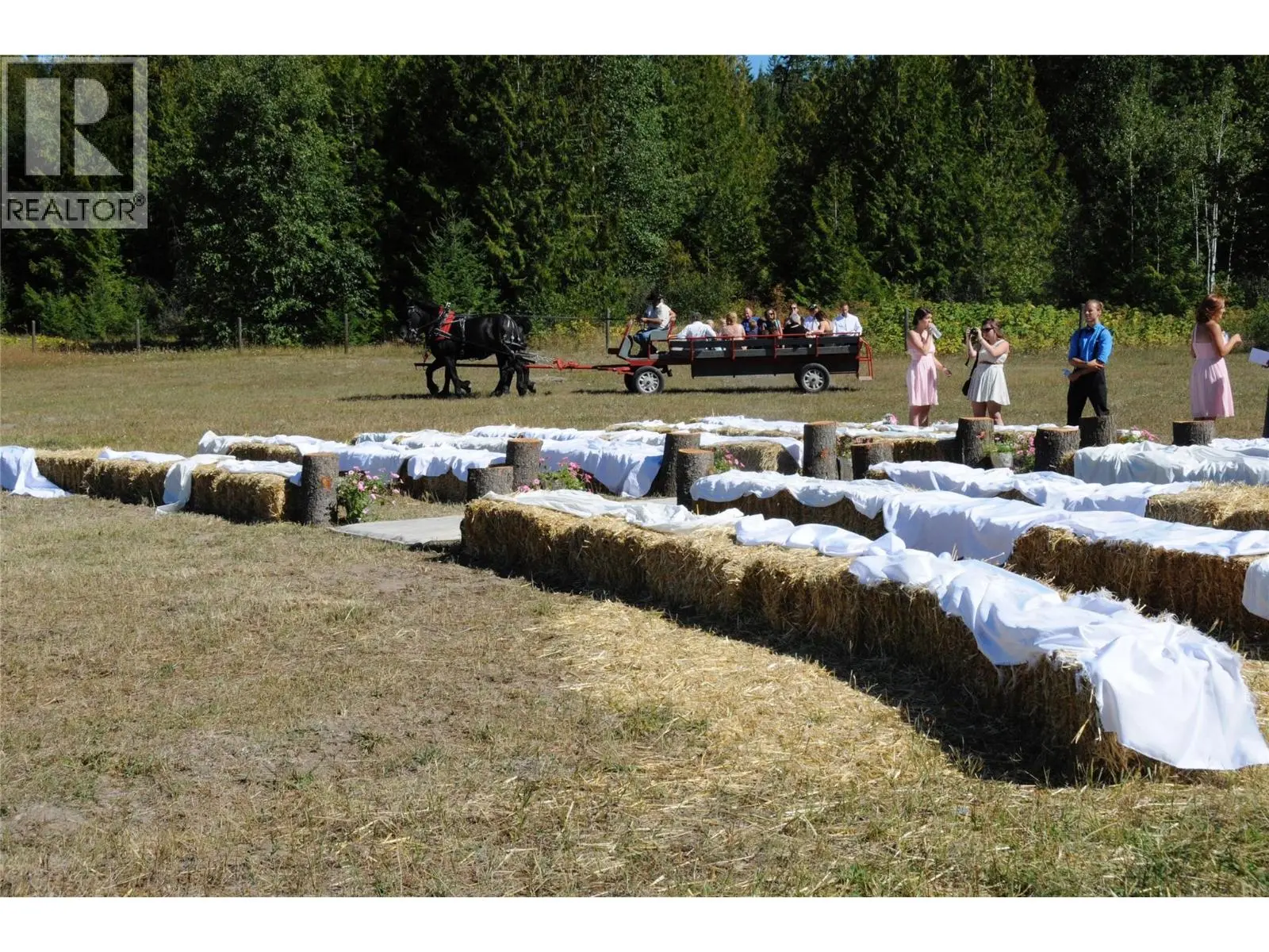 1403 Notch Hill Road. Sorrento, British Columbia