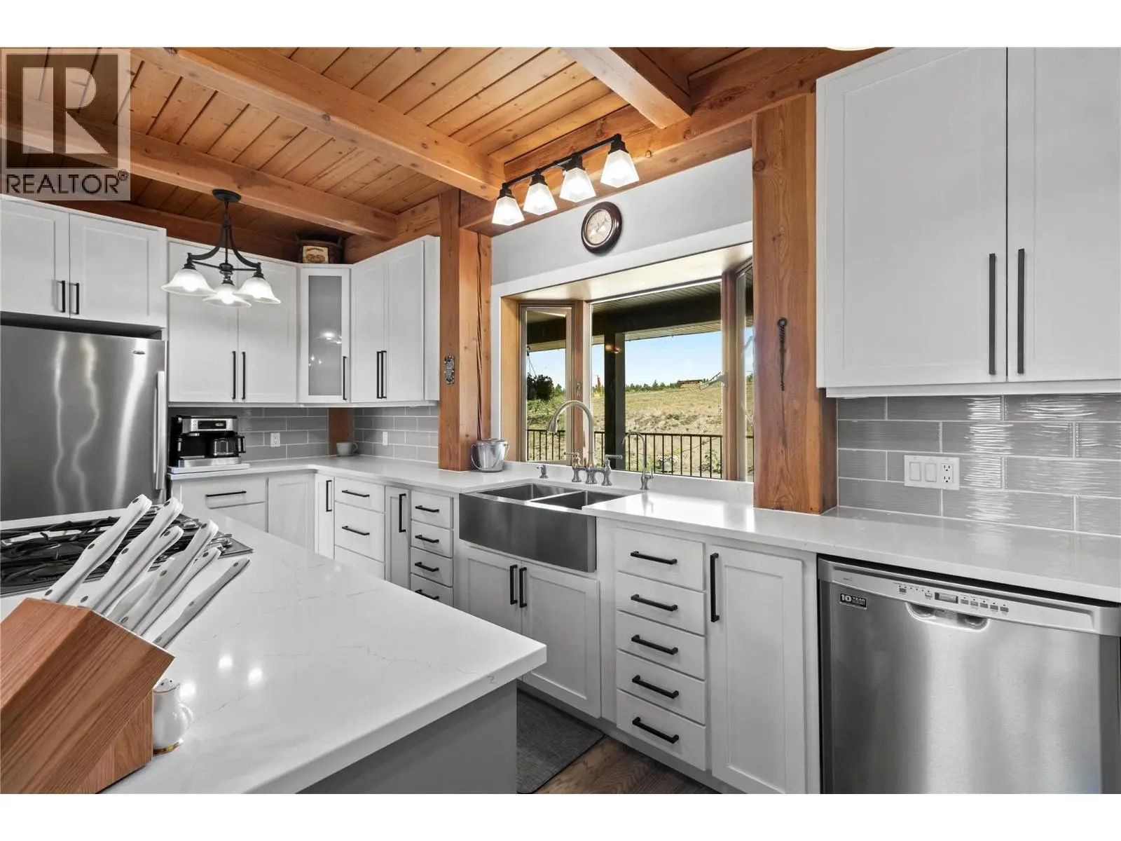 1403 Notch Hill Road. Sorrento, British Columbia