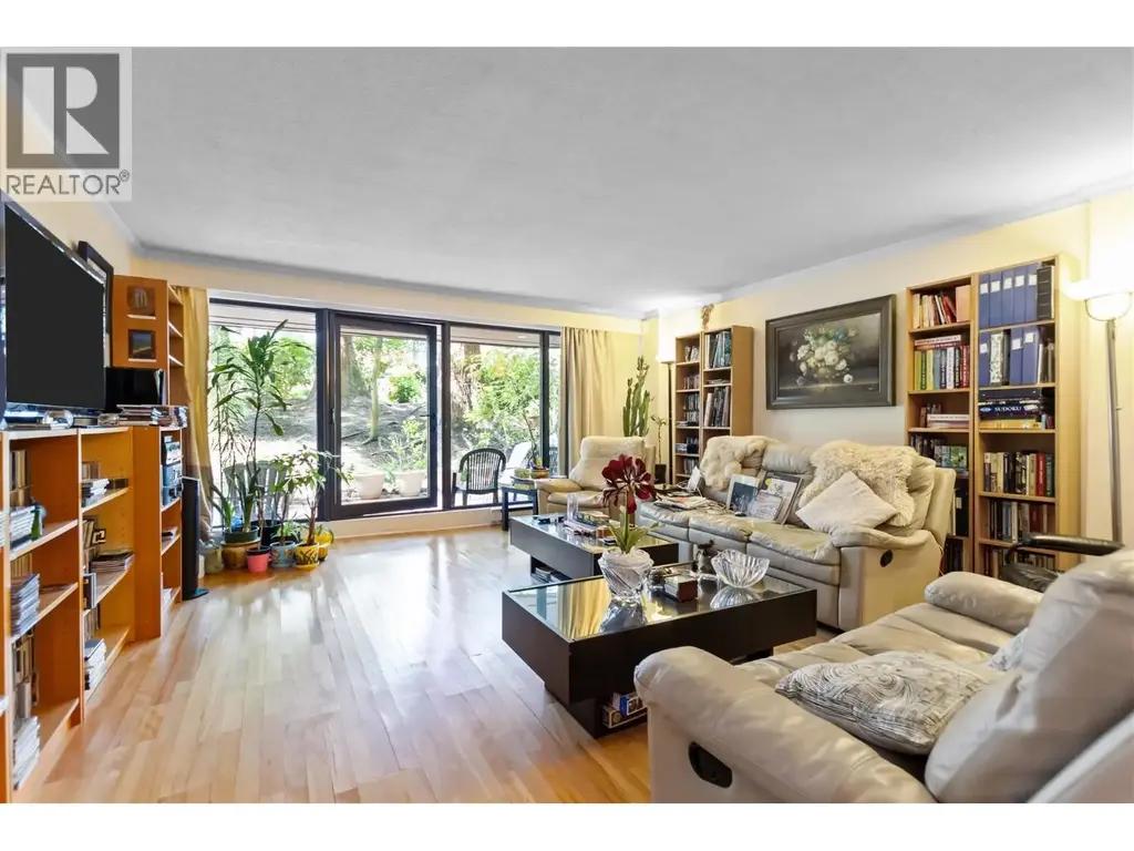 10 1425 Lamey's Mill Road, Vancouver