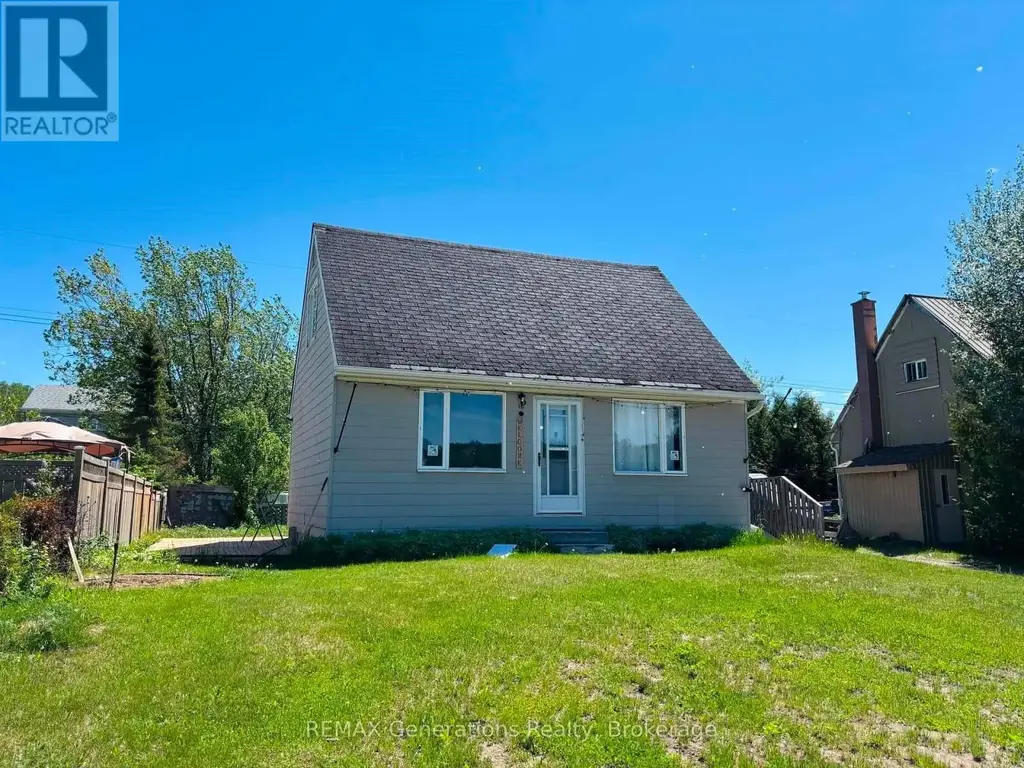 16 Wenonah Drive, Manitouwadge
