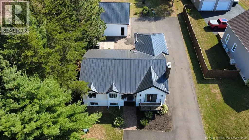 1828 Amirault Street, Dieppe