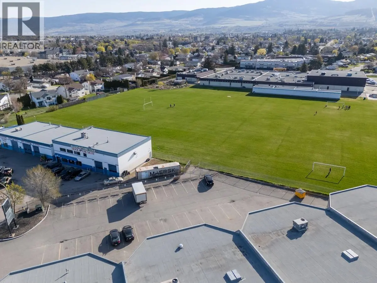 360 Spedding Court Unit# 4. Kelowna, British Columbia