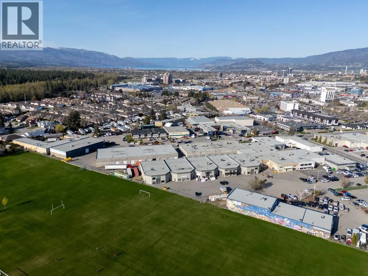 360 Spedding Court Unit# 4. Kelowna, British Columbia