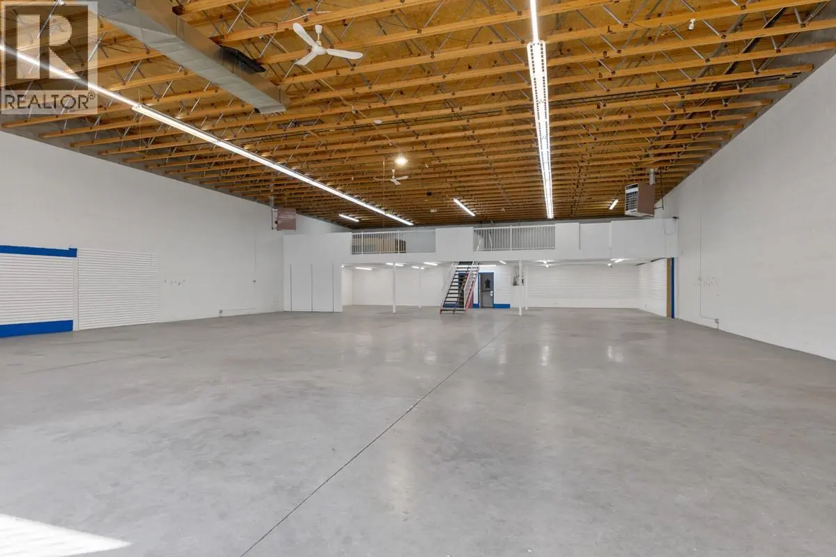 360 Spedding Court Unit# 4. Kelowna, British Columbia