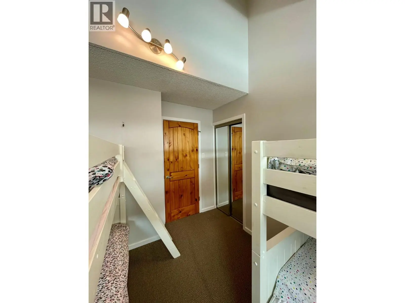 2030 Panorama Drive Unit# 317. Panorama, British Columbia