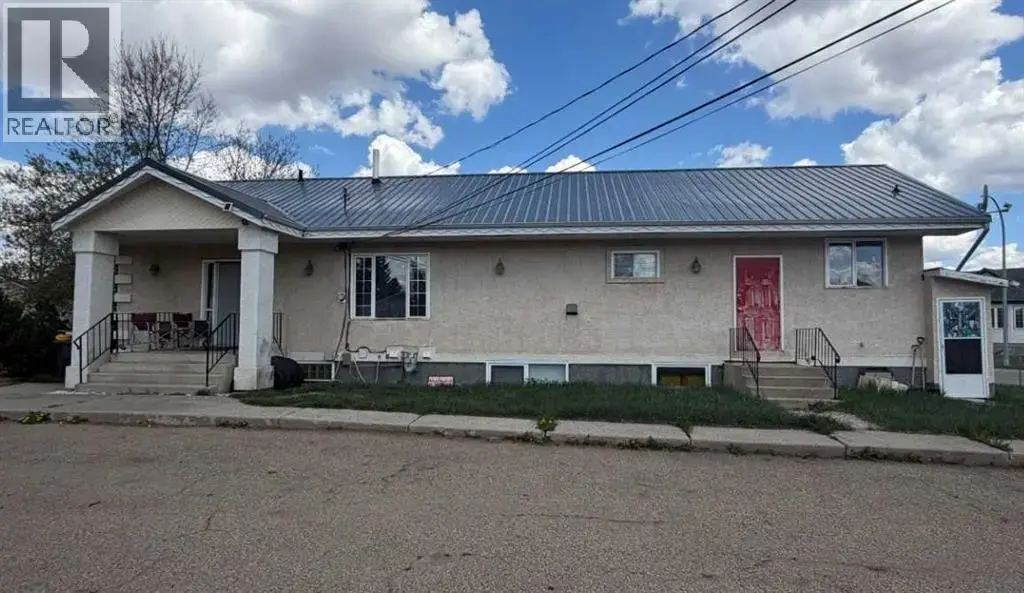 5001 62 Avenue, Ponoka