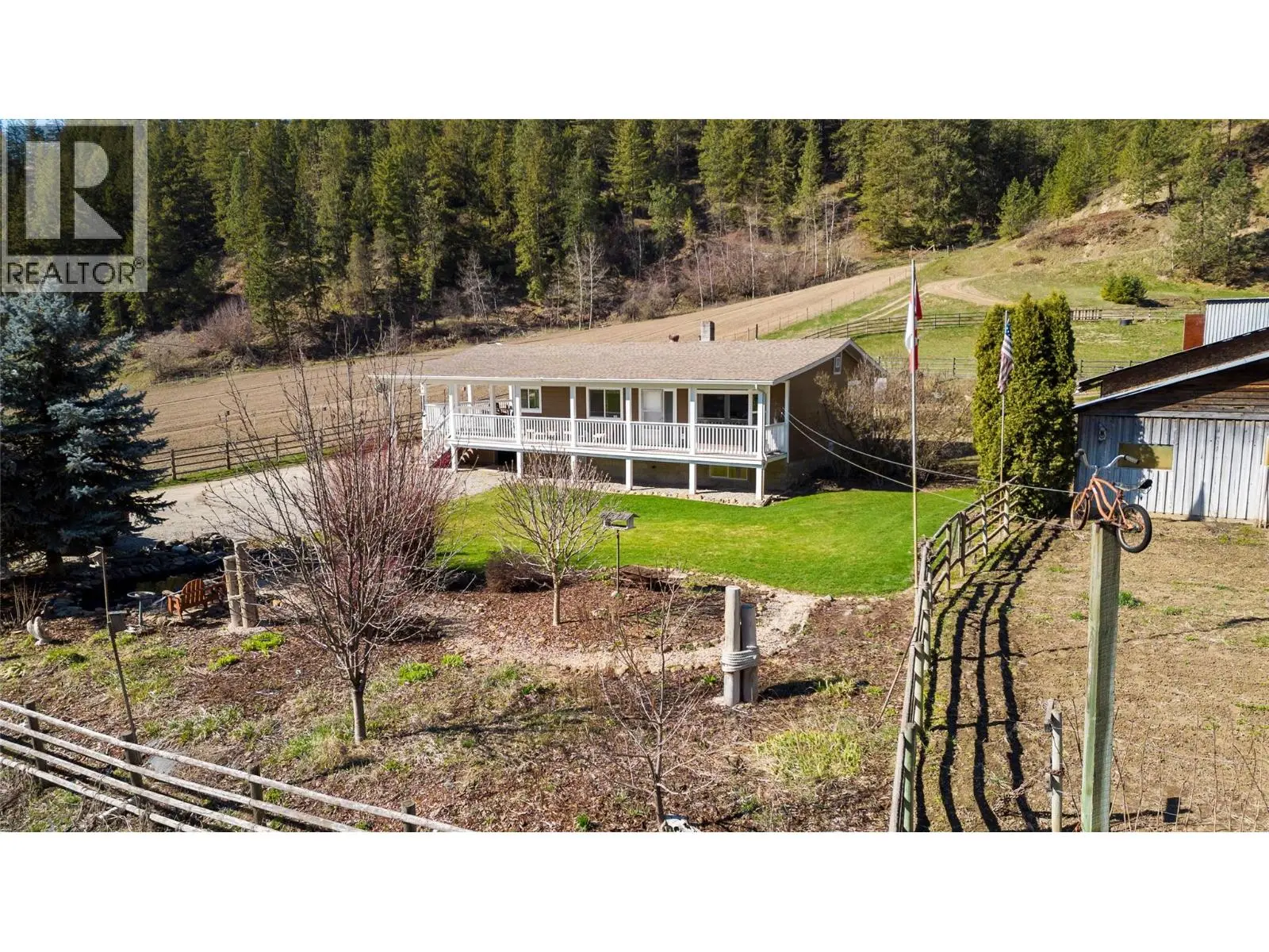 2720 Salmon River Road. Salmon Arm, British Columbia