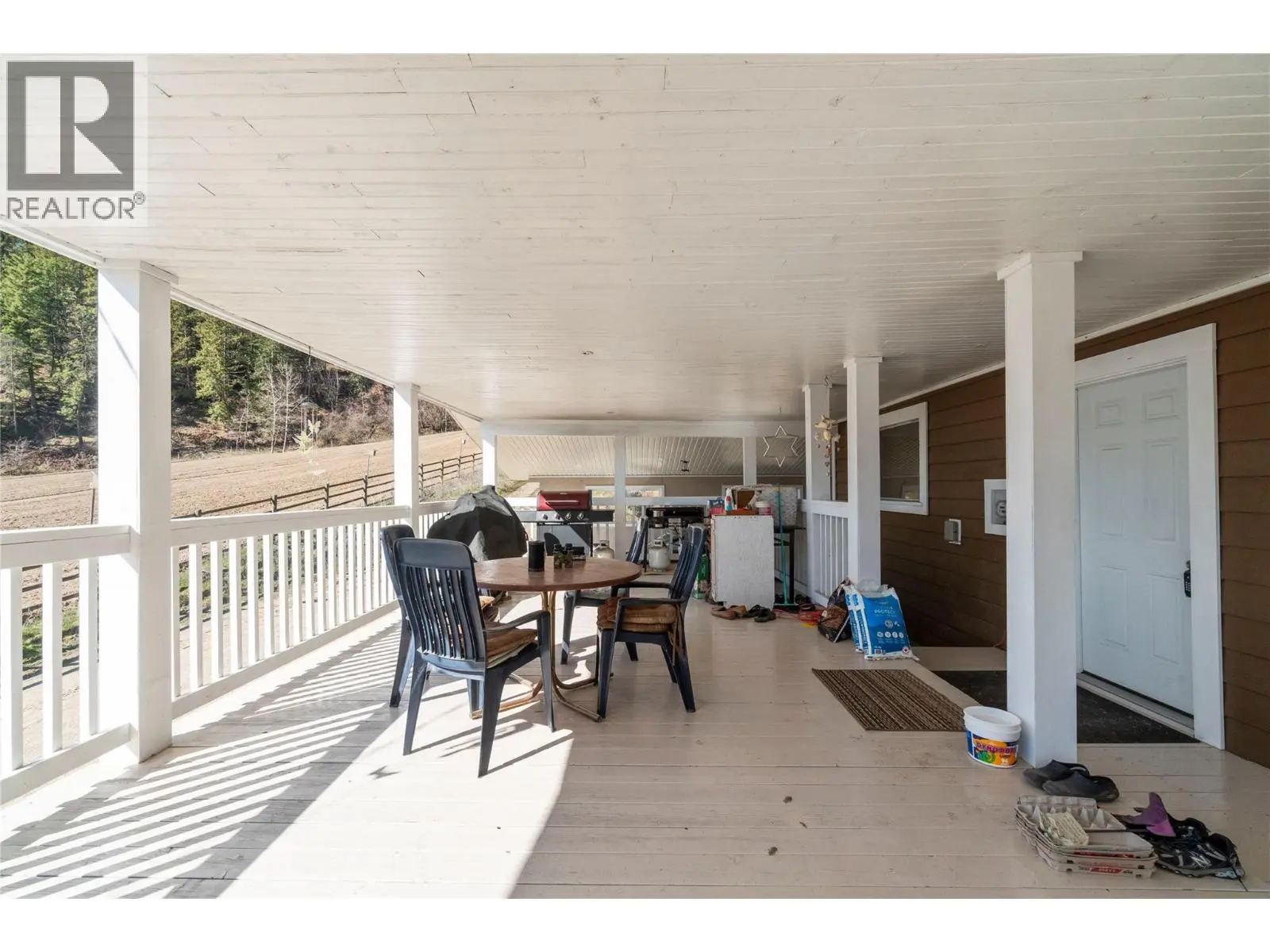 2720 Salmon River Road. Salmon Arm, British Columbia