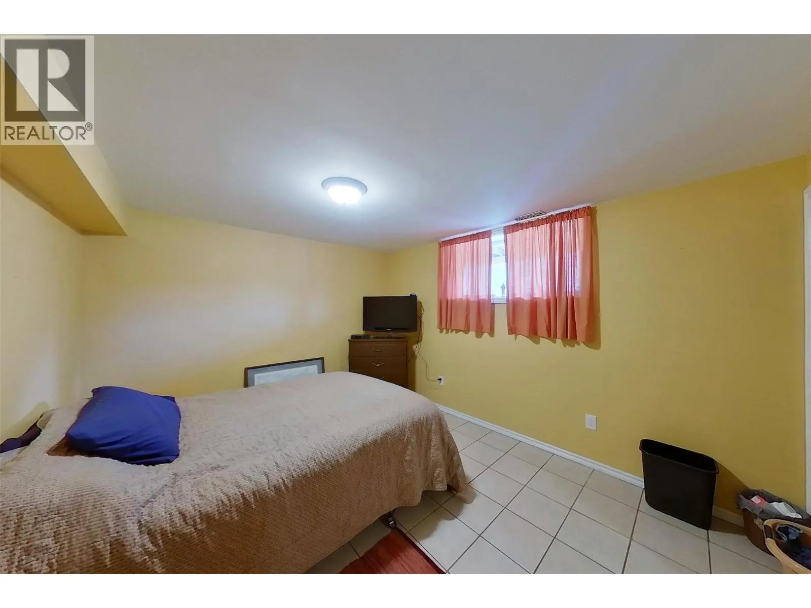 2720 Salmon River Road. Salmon Arm, British Columbia