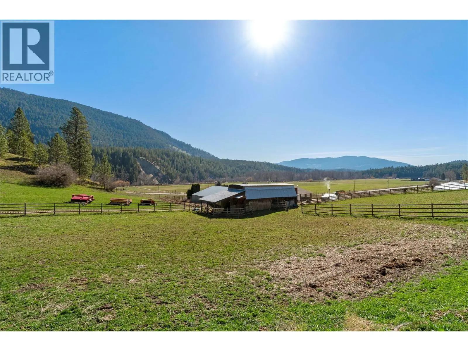 2720 Salmon River Road. Salmon Arm, British Columbia
