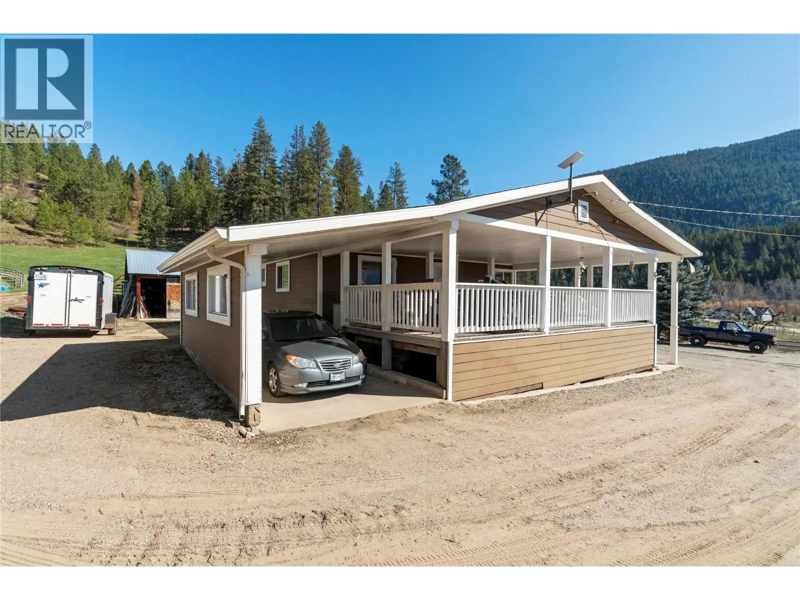 2720 Salmon River Road. Salmon Arm, British Columbia