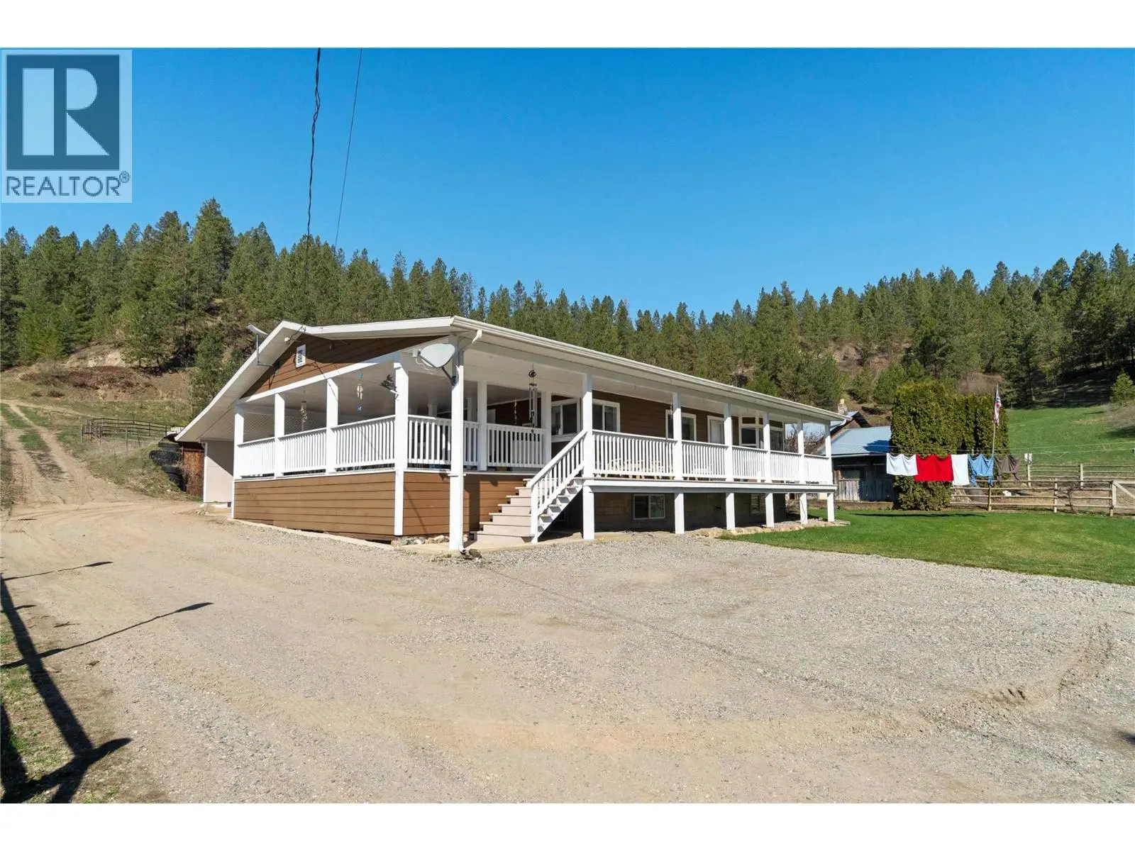 2720 Salmon River Road. Salmon Arm, British Columbia