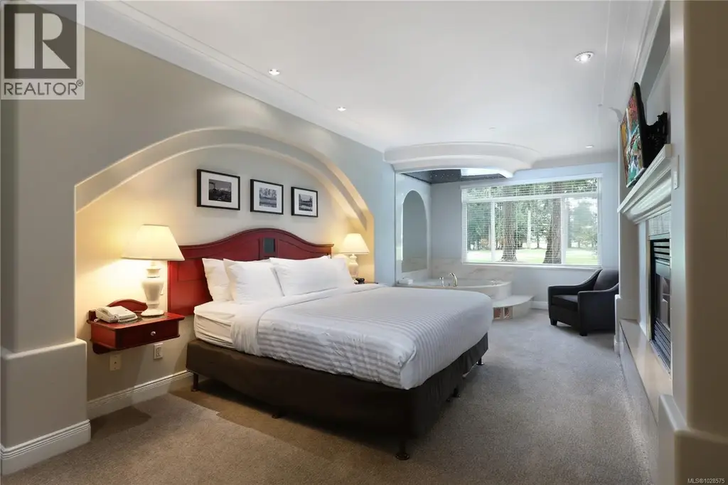 602/601b 366 Clubhouse Dr, Courtenay