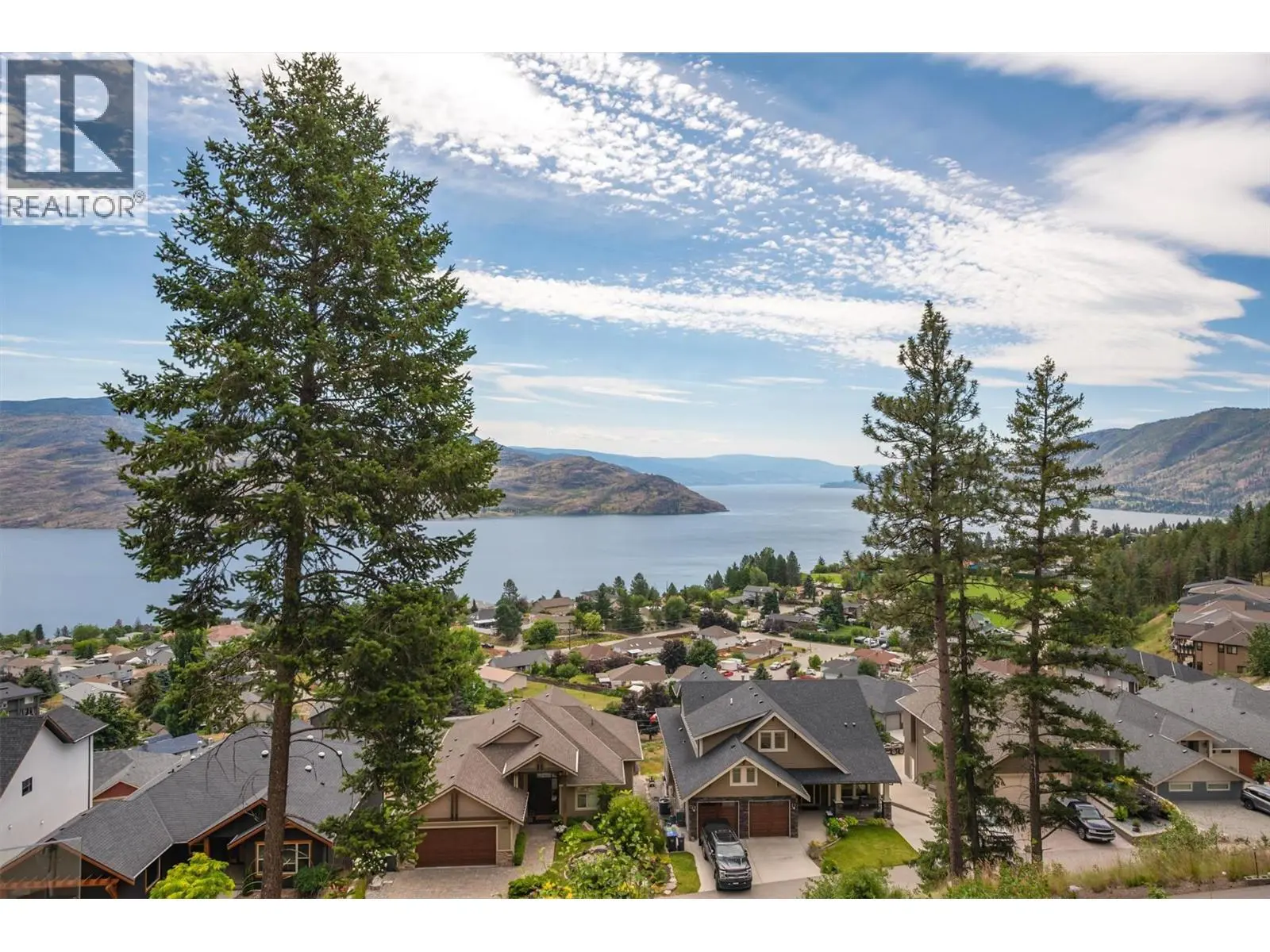 6131 Seymoure Lane. Peachland, British Columbia