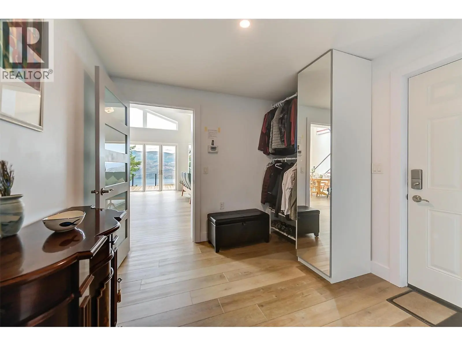 6131 Seymoure Lane. Peachland, British Columbia
