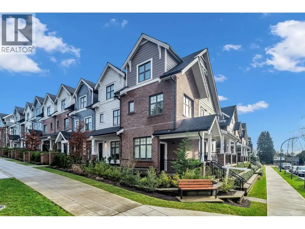116 678 Fairview Street, Coquitlam