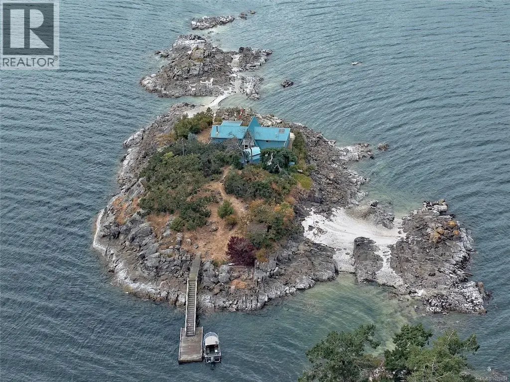 Lot A Twilight Island, Salt Spring
