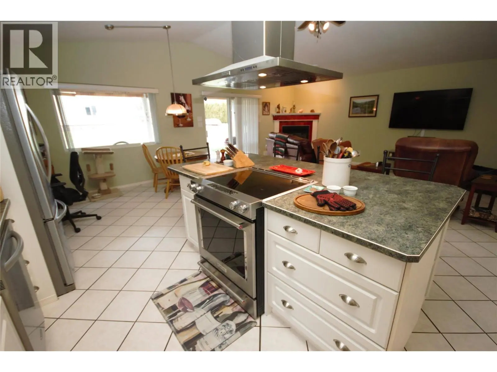5226 Haynes Road. Oliver, British Columbia