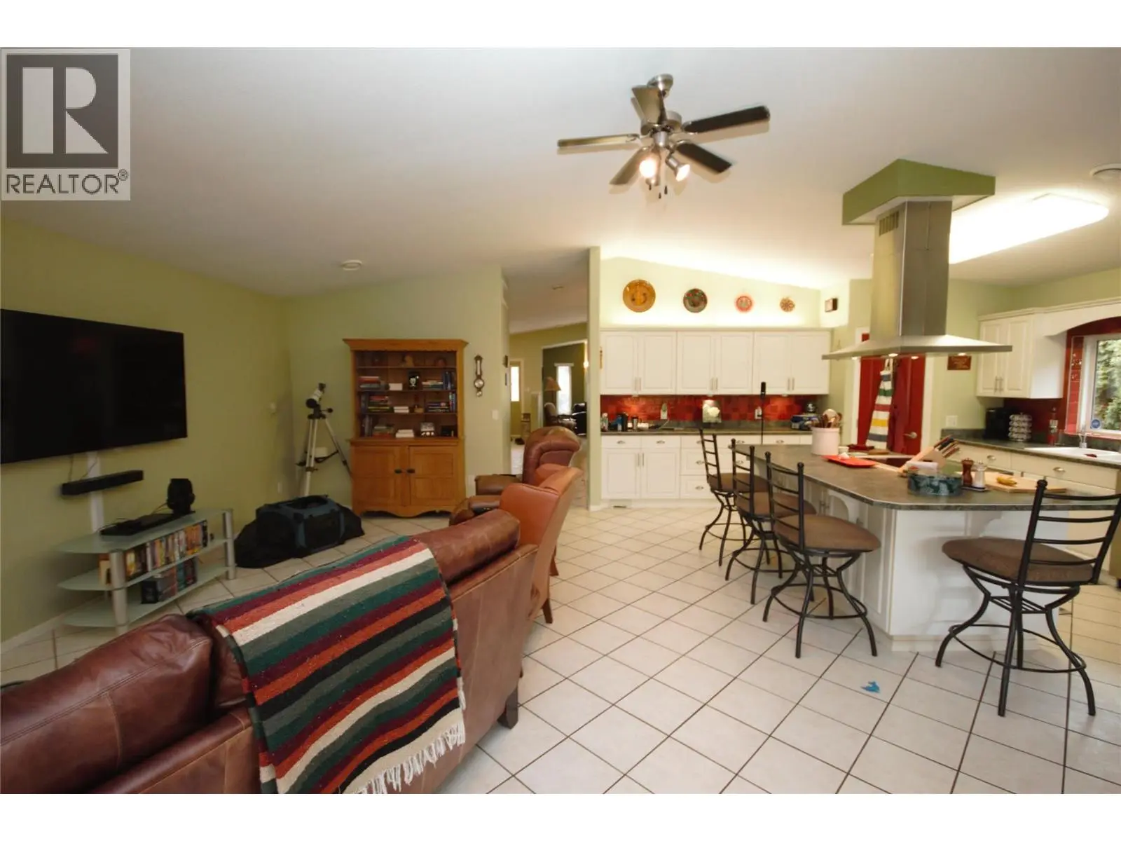 5226 Haynes Road. Oliver, British Columbia