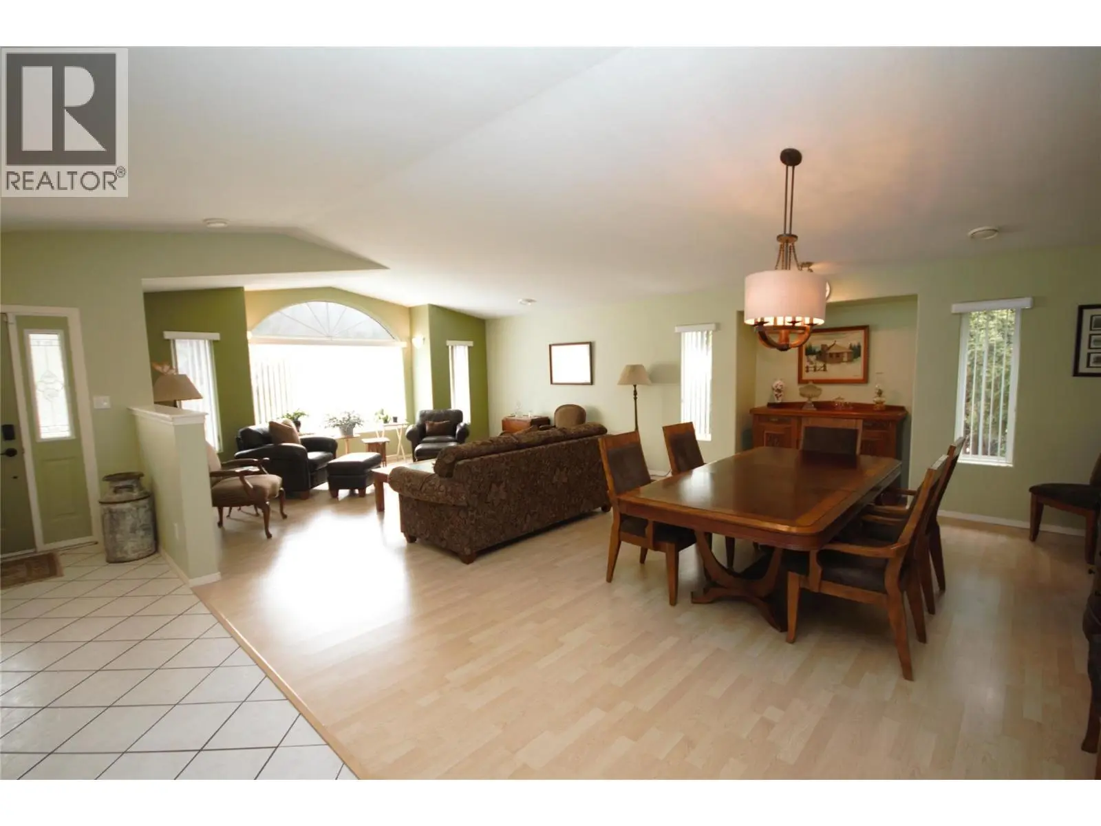 5226 Haynes Road. Oliver, British Columbia