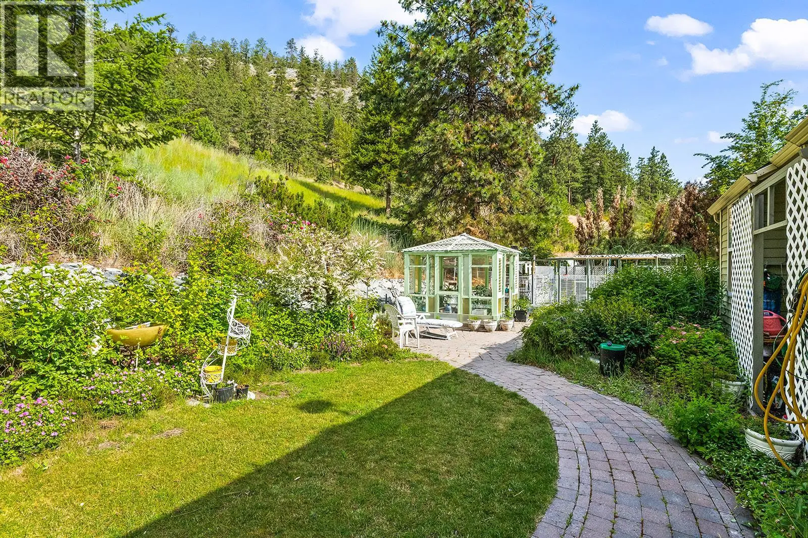 1282 Lakeview Cove Place. West Kelowna, British Columbia