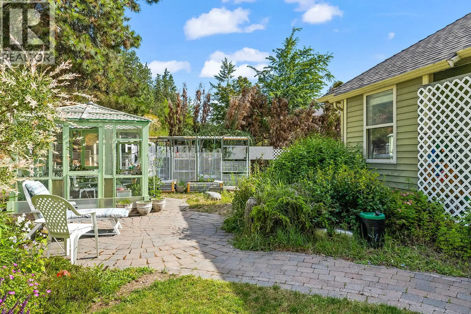 1282 Lakeview Cove Place. West Kelowna, British Columbia