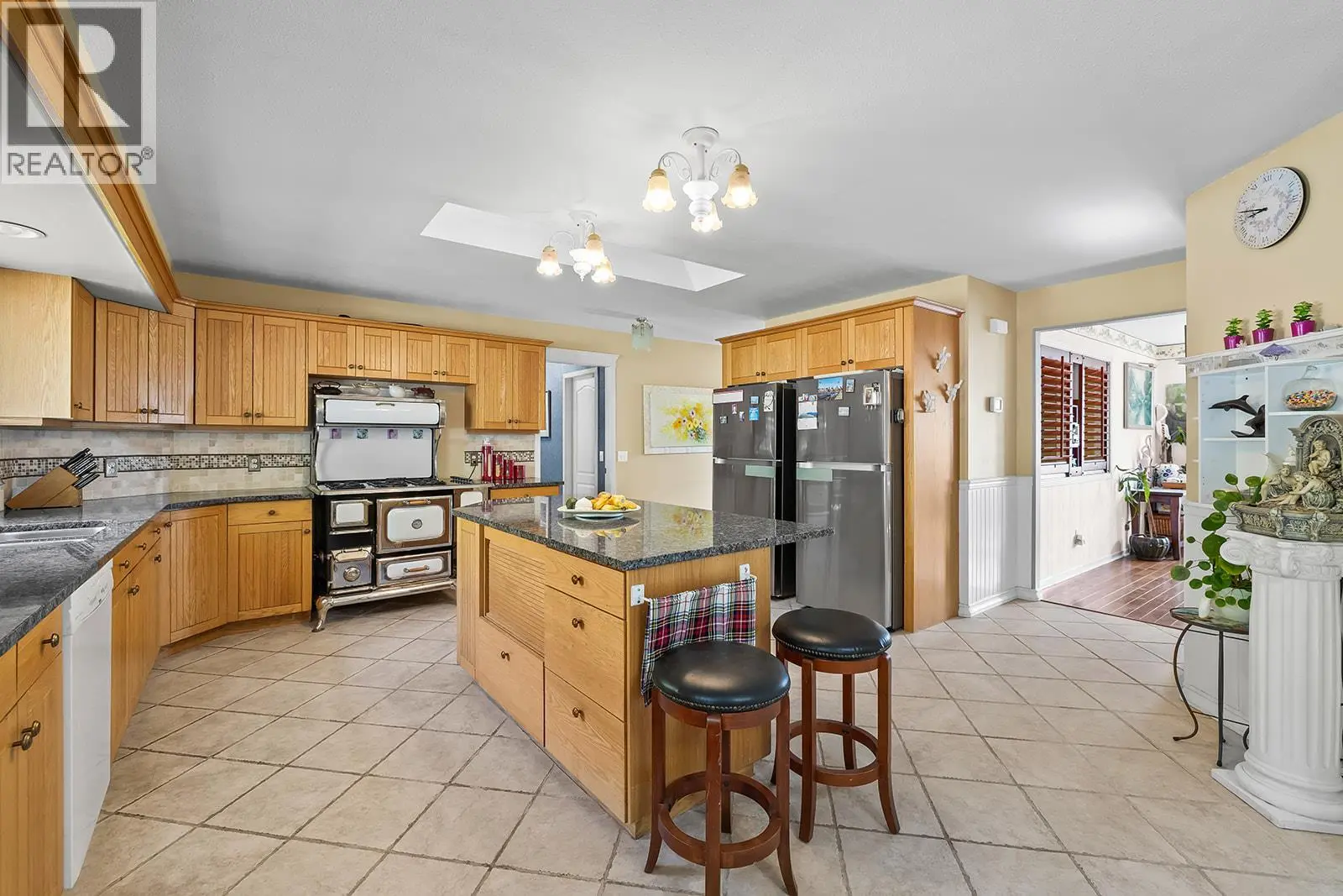 1282 Lakeview Cove Place. West Kelowna, British Columbia