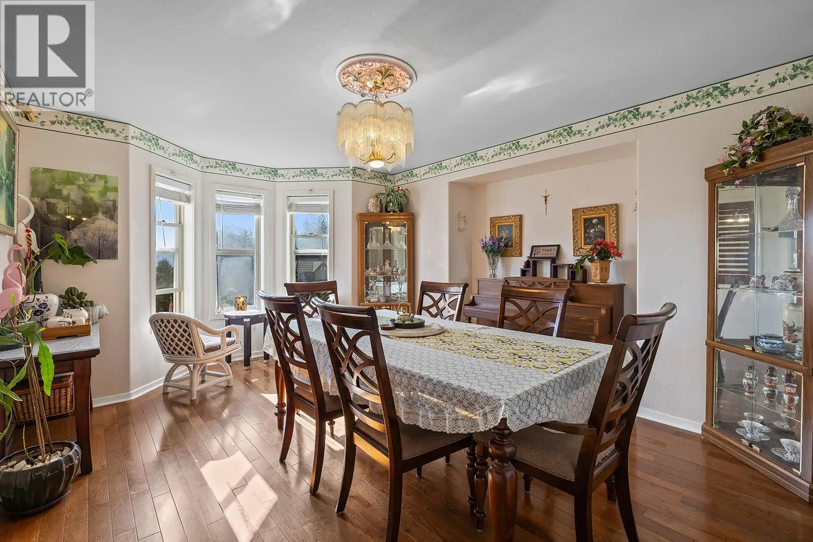 1282 Lakeview Cove Place. West Kelowna, British Columbia