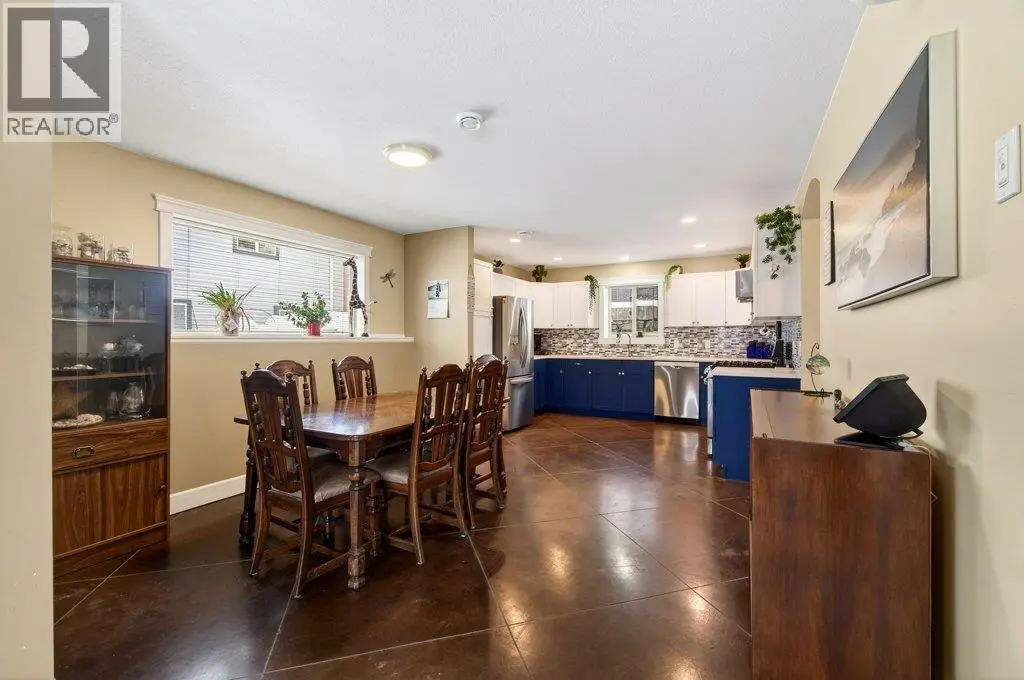 660 20 Street Ne Unit# 1. Salmon Arm, British Columbia