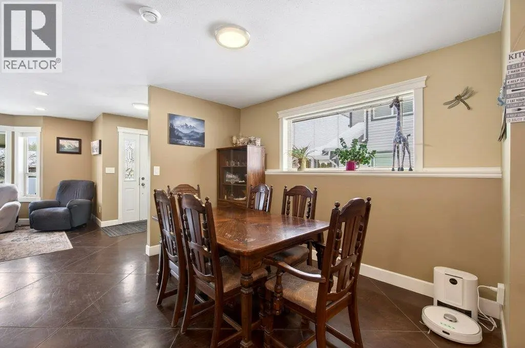 660 20 Street Ne Unit# 1. Salmon Arm, British Columbia
