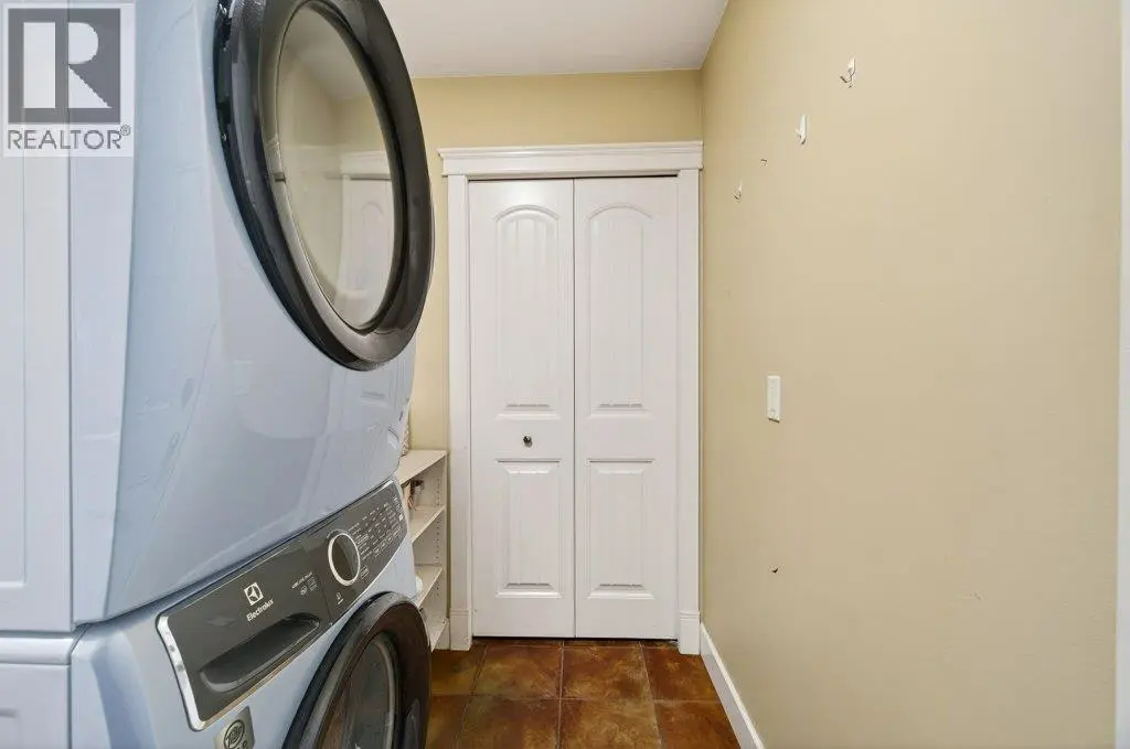 660 20 Street Ne Unit# 1. Salmon Arm, British Columbia