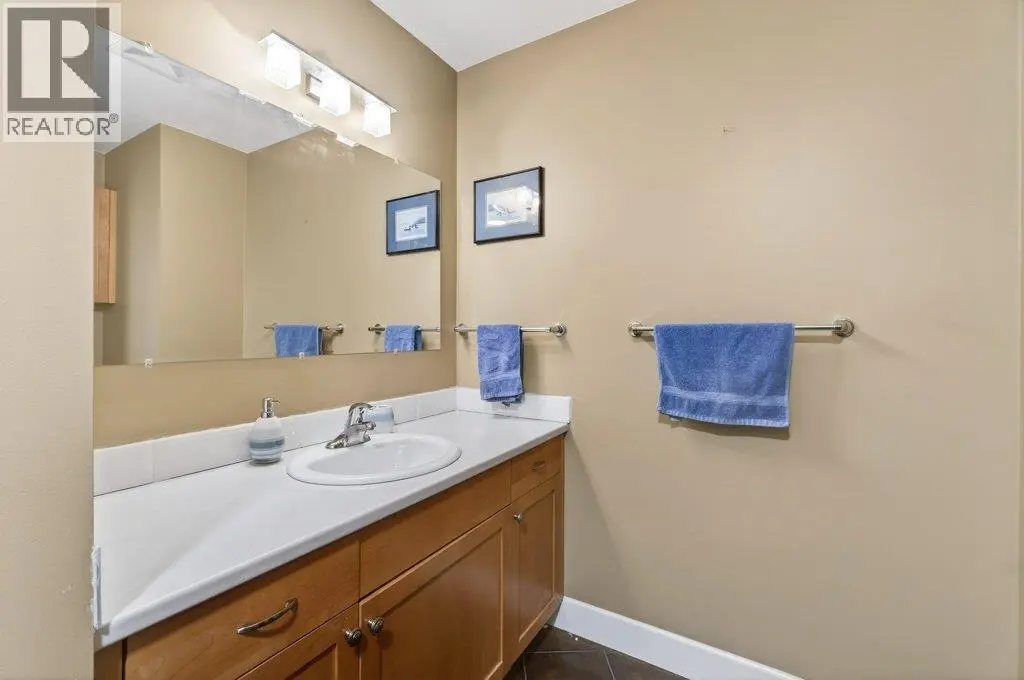 660 20 Street Ne Unit# 1. Salmon Arm, British Columbia