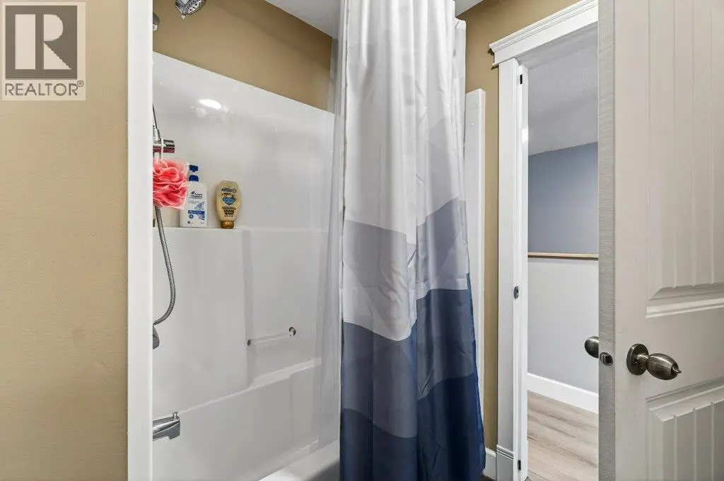 660 20 Street Ne Unit# 1. Salmon Arm, British Columbia