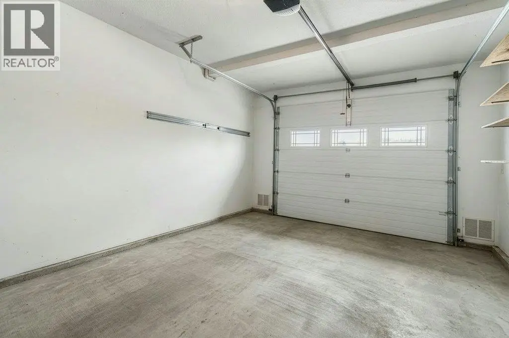 660 20 Street Ne Unit# 1. Salmon Arm, British Columbia