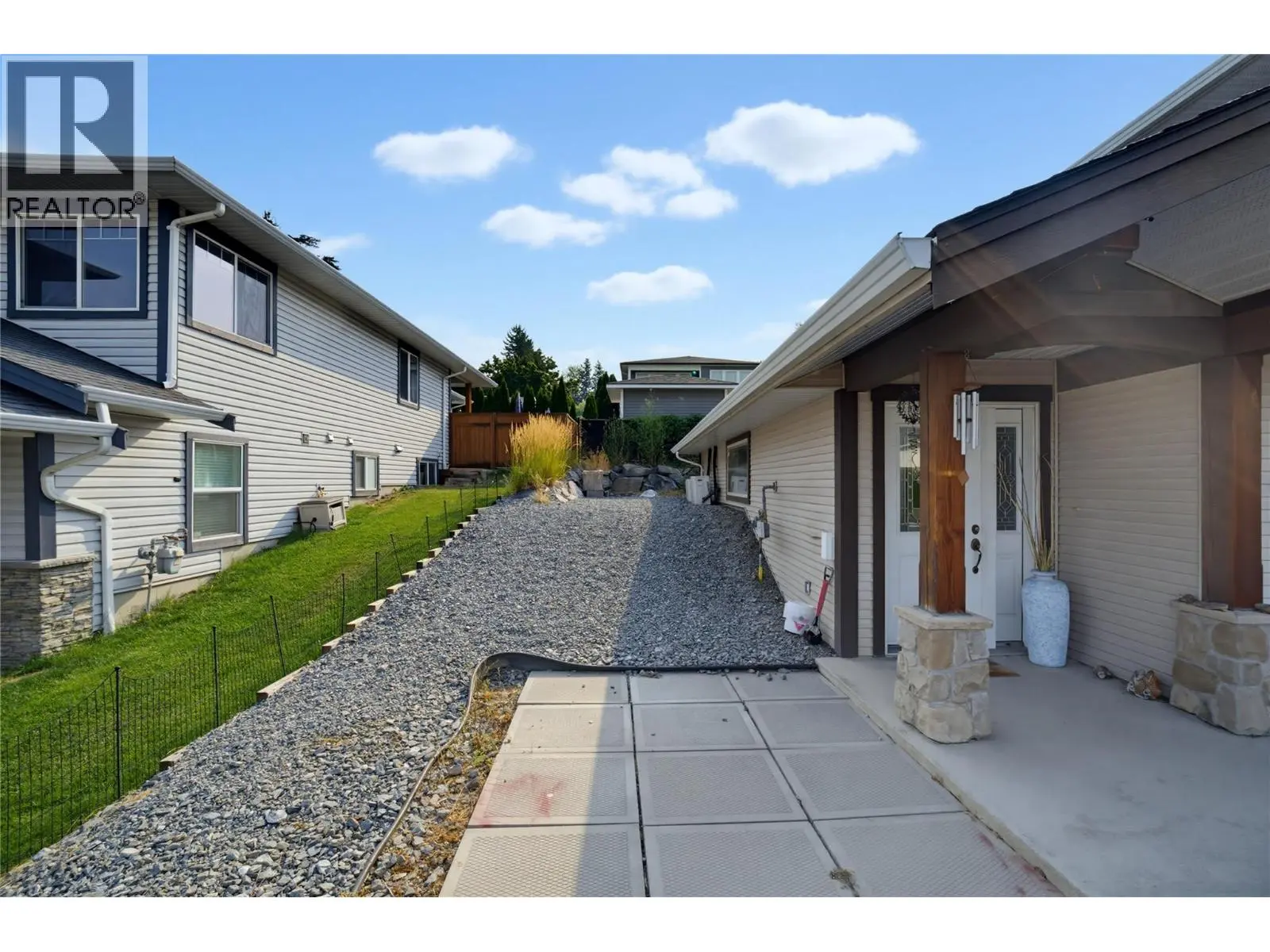 660 20 Street Ne Unit# 1. Salmon Arm, British Columbia