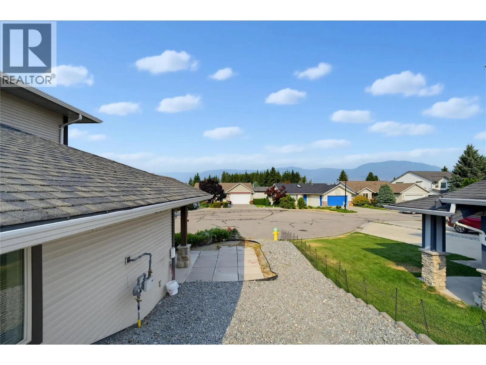 660 20 Street Ne Unit# 1. Salmon Arm, British Columbia