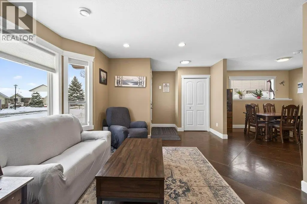 660 20 Street Ne Unit# 1. Salmon Arm, British Columbia