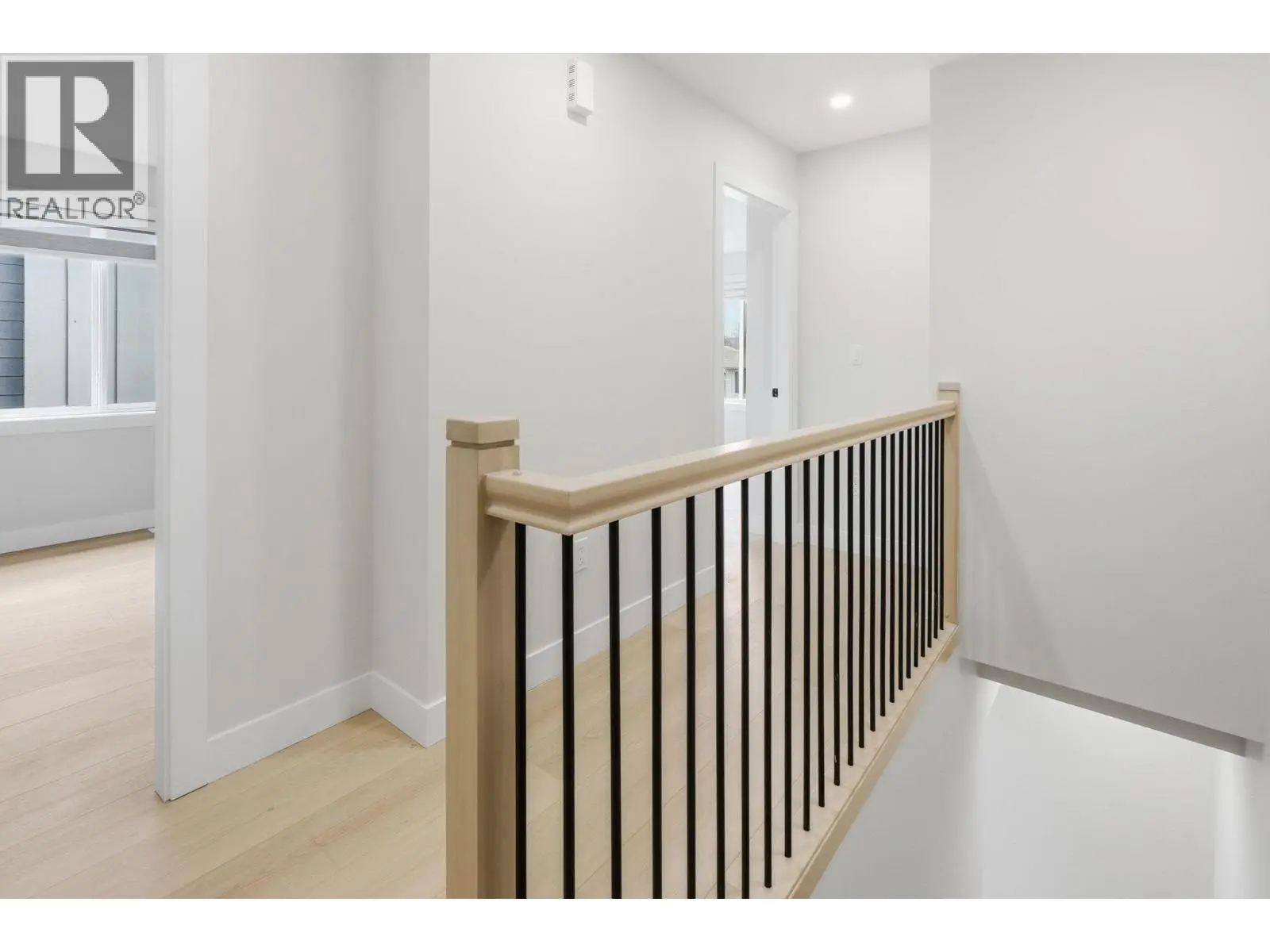 722 Coopland Crescent Unit# 4. Kelowna, British Columbia