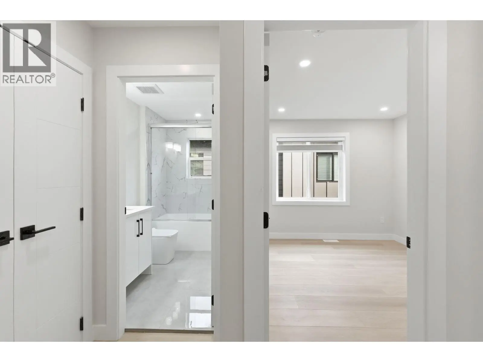 722 Coopland Crescent Unit# 4. Kelowna, British Columbia