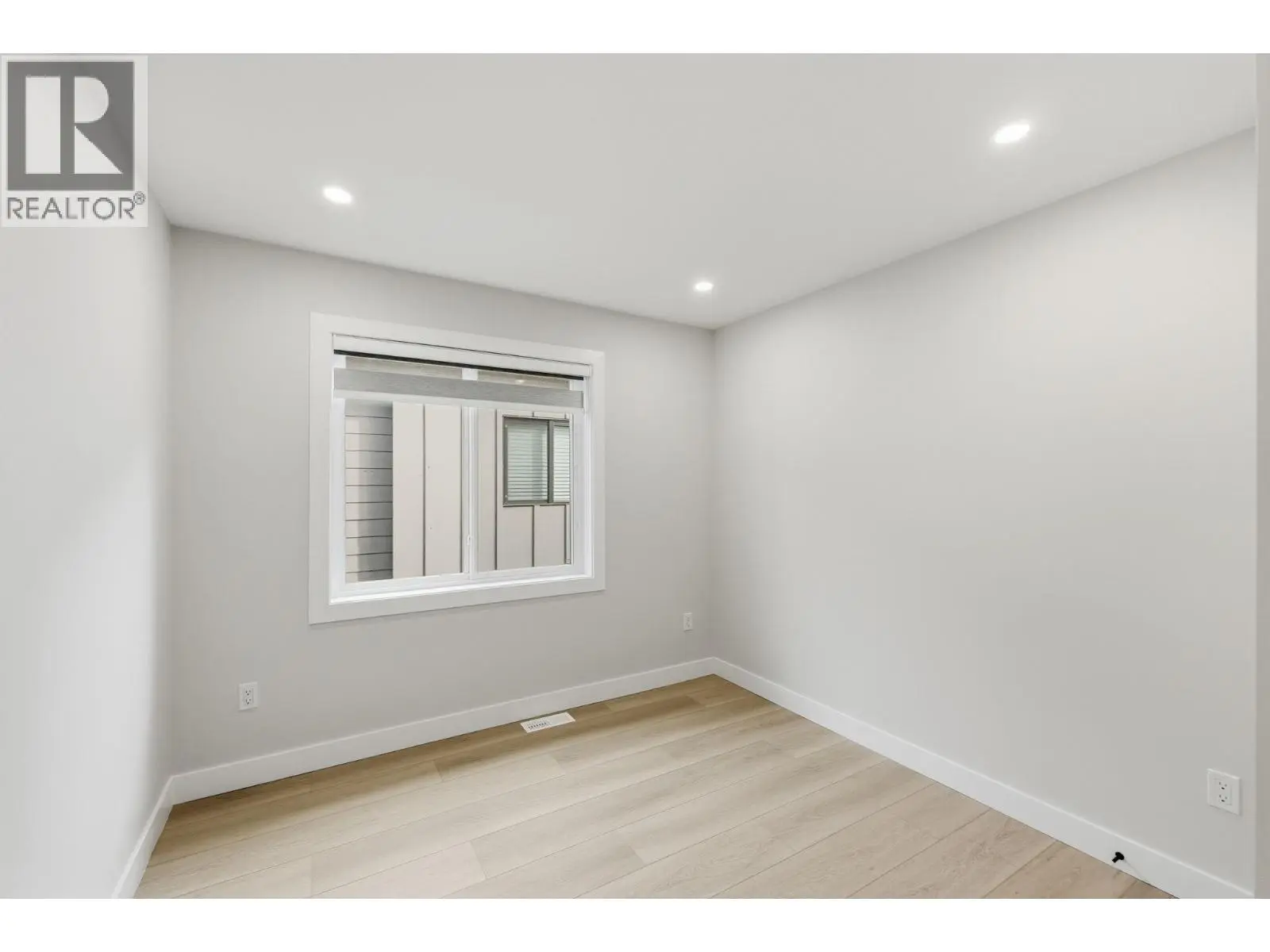 722 Coopland Crescent Unit# 4. Kelowna, British Columbia
